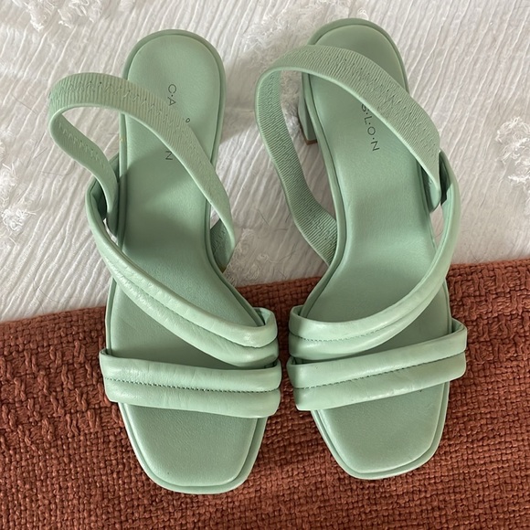 Caslon Lennon Slingback Sandals - Size 6 - Picture 2 of 6